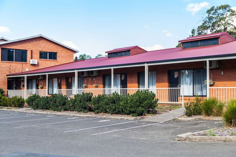 Nightcap At Archer Hotel - Hervey Bay Accommodation 1