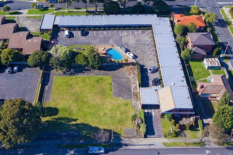 Burwood East Motel - Hervey Bay Accommodation 2