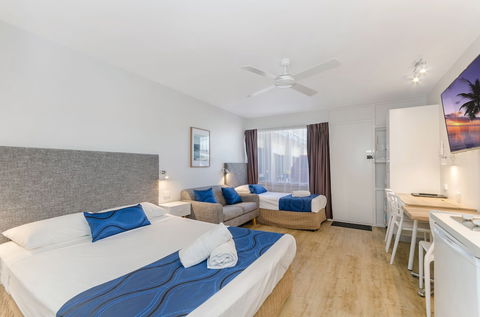 Beach House Motel - Hervey Bay Accommodation 5