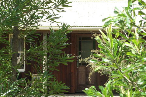 Lovedale Cottages - Hervey Bay Accommodation 2