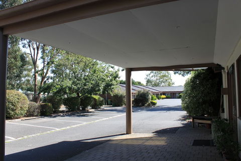 Melaleuca Lodge - Tourism Hervey Bay 1