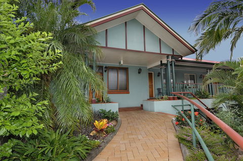 McNevins Loganholme Motel - Hervey Bay Accommodation 1