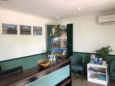 McNevins Loganholme Motel - Hervey Bay Accommodation 6