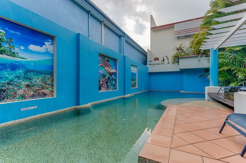 Macrossan House - Tourism Hervey Bay 3