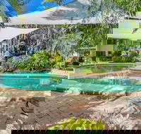 Beachfront Apartments on Trinity Beach - Hervey Bay Accommodation