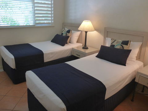 Palm Cove Tropic Apartments - Hervey Bay Accommodation 4