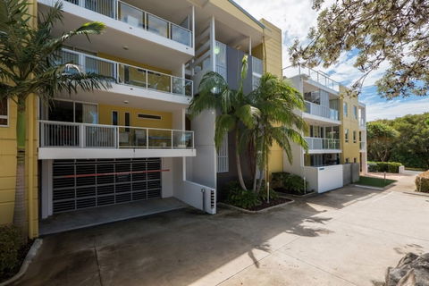 Seachange Coolum Beach - Tourism Hervey Bay 1