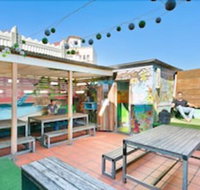 Funk House Backpackers - Hervey Bay Accommodation
