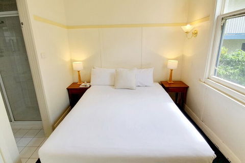 Point Lonsdale Guest House - Tourism Hervey Bay 7