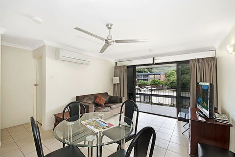 Townsville Holiday Apartments - Hervey Bay Accommodation 4