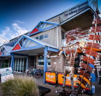The Island Accommodation - Hostel - Tourism Hervey Bay