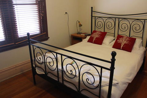 Burwood Bed And Breakfast - Hervey Bay Accommodation 3