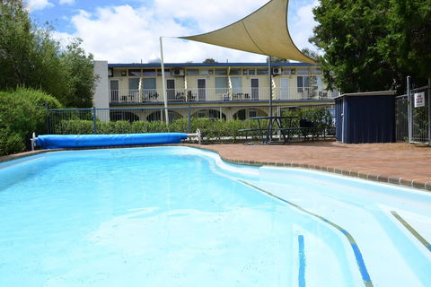 Canberra Short Term And Holiday Accommodation - Hervey Bay Accommodation 2