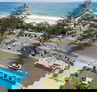 Southern Cross Beachfront Holiday Apartments - Hervey Bay Accommodation
