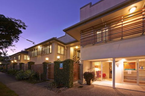 Brisbane Street Studios - Tourism Hervey Bay 0