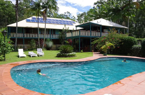 Riviera Bed And Breakfast - Tourism Hervey Bay 3