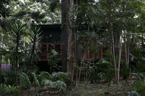 Azabu Boutique Accommodation Byron Bay - Hervey Bay Accommodation 3