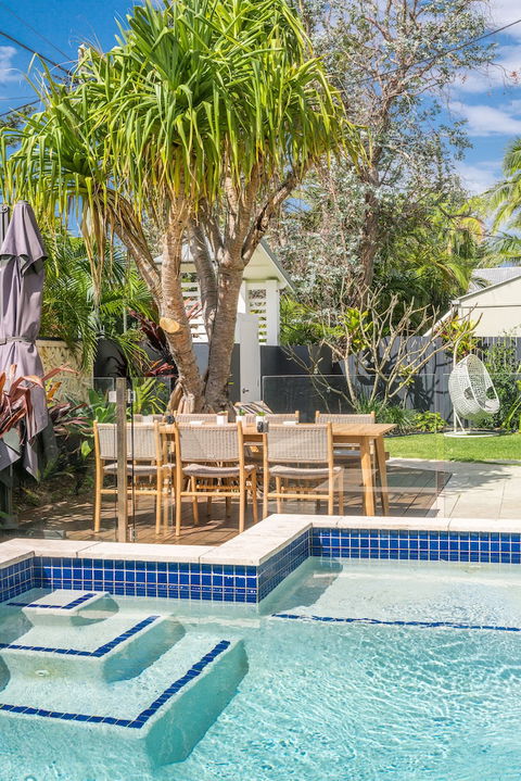 Aloha Byron Bay - Hervey Bay Accommodation 0