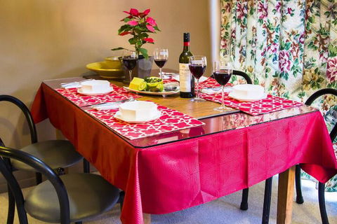 Crimson Villa - Tourism Hervey Bay 4