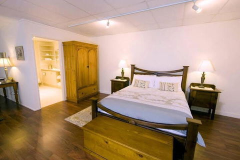 Montville Attic - Tourism Hervey Bay 6