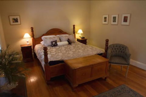 Tizzana Winery Bed & Breakfast - Hervey Bay Accommodation 7
