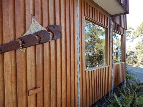 Bed In The Treetops Bed & Breakfast - Hervey Bay Accommodation 0
