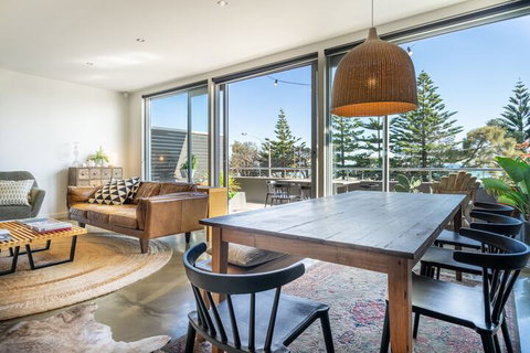 Aquabelle Apartments - Hervey Bay Accommodation 2