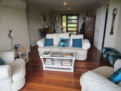 Eden Lodge - Hervey Bay Accommodation 3
