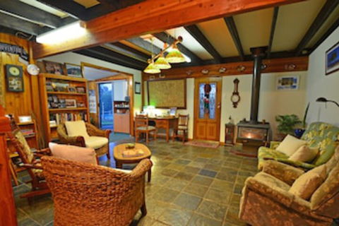 Broadwater Bed & Breakfast - Hervey Bay Accommodation 0