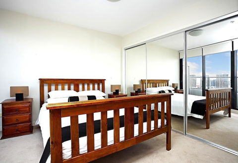 Astra Apartments - Docklands - Hervey Bay Accommodation 2