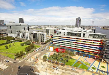 Astra Apartments - Docklands - Hervey Bay Accommodation 0