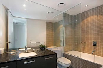 Astra Apartments - St Kilda Rd - Tourism Hervey Bay 4