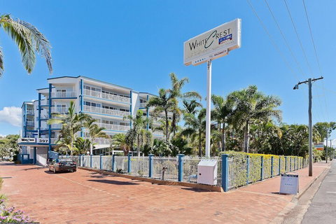White Crest Apartments - Hervey Bay Accommodation 2