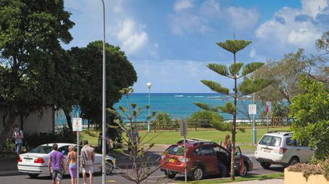 Pipis On The Beach - Hervey Bay Accommodation 0