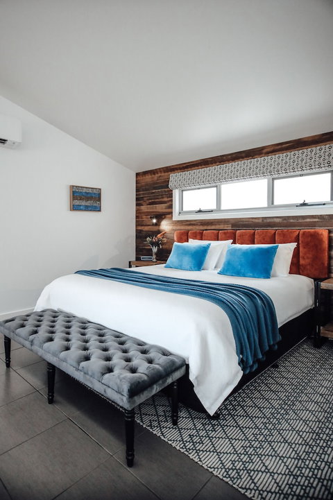 Anchors Port Campbell - Hervey Bay Accommodation 5