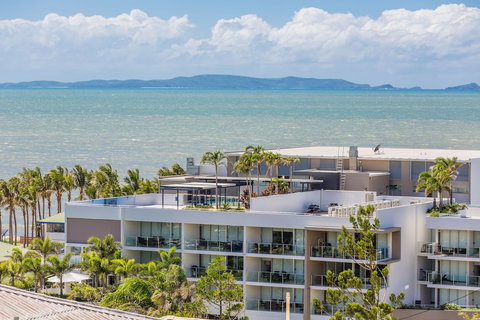 Echelon Apartments - Hervey Bay Accommodation 1