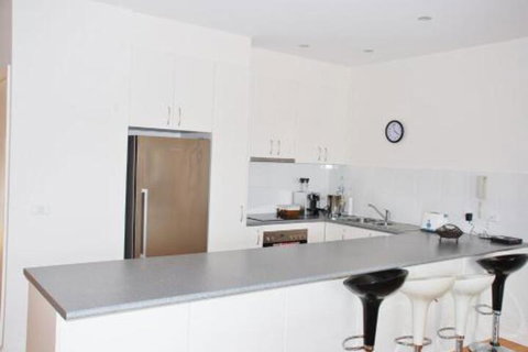 POSITION PERFECT CENTRAL INVERLOCH - Hervey Bay Accommodation 5