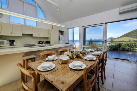 EUREKA - Tourism Hervey Bay 4