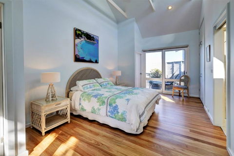 EUREKA - Tourism Hervey Bay 6