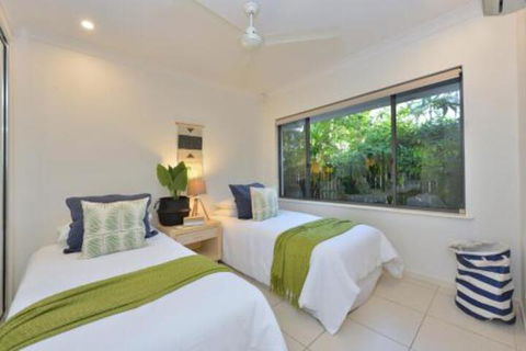 Concha Marina - Tourism Hervey Bay 2