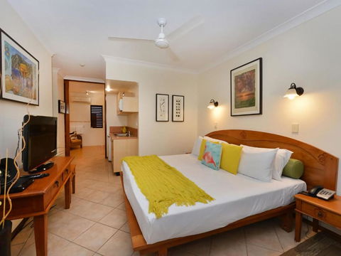 Poolside Studio - Tourism Hervey Bay 5