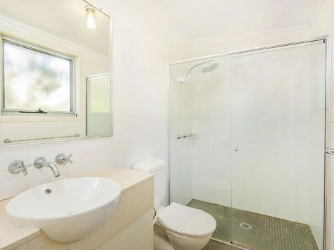Angourie Blue 7 Stroll To Surfing Beaches. - Tourism Hervey Bay 4
