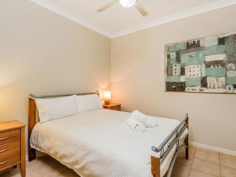 Angourie Blue 7 Stroll To Surfing Beaches. - Tourism Hervey Bay 1