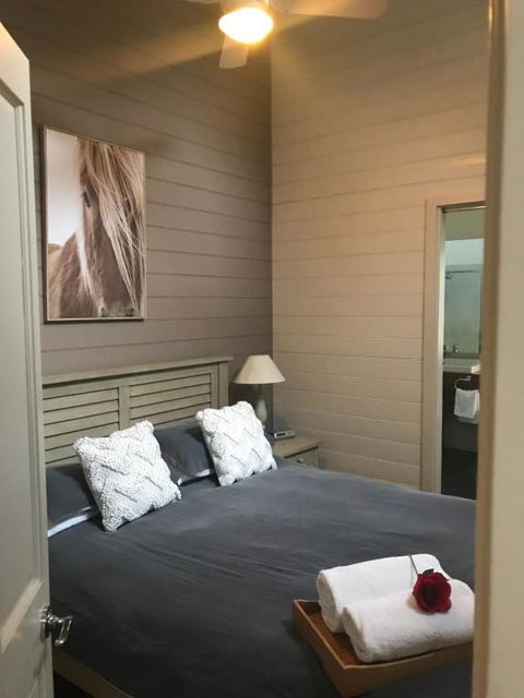 Two Truffles Cottages - Hervey Bay Accommodation 2
