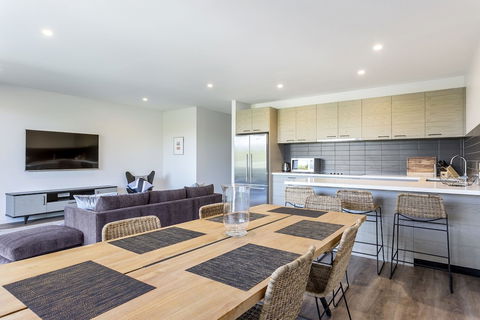 Blairgowrie Apartment 2 - Hervey Bay Accommodation 0