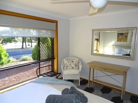 3 Pears On The Park McLaren Vale - Hervey Bay Accommodation 5
