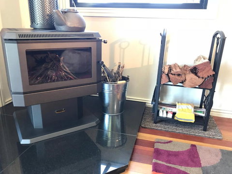 Serenity At Ravensbourne Escape - Hervey Bay Accommodation 3