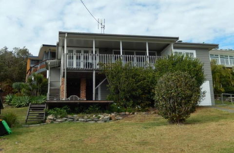 Awesome View 4 View Street - Hervey Bay Accommodation 3