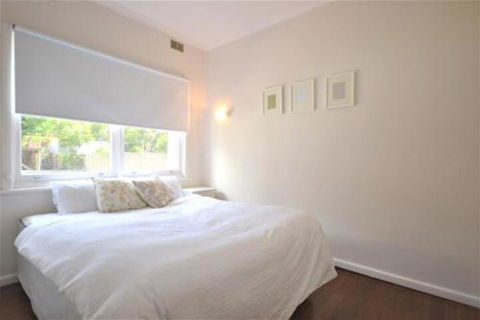 Breakers 2 2 Hill Street - Hervey Bay Accommodation 5