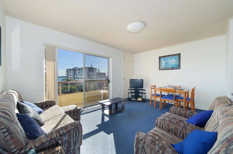 Portview 8 8 / 2 Waugh Street - Hervey Bay Accommodation 3